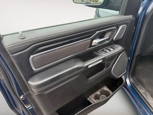 Used 2023 RAM 1500 Laramie AWD/4WD image 10