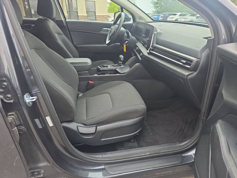 Used 2023 Kia Sportage LX AWD/4WD image 29