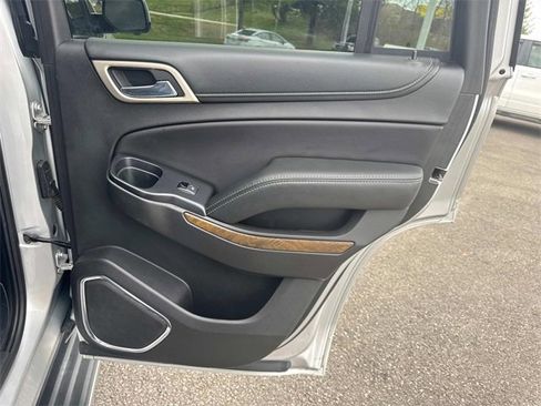 Used 2018 GMC Yukon Denali image 23