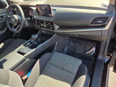 Used 2023 Nissan Rogue SV FWD image 20