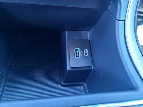Certified 2022 Ford Edge SEL AWD/4WD image 16