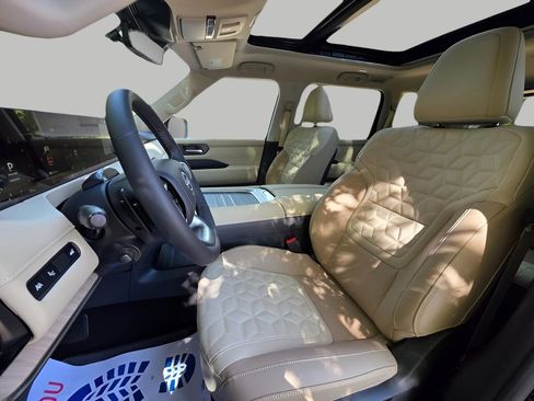 New 2026 Nissan Armada Platinum w/ Convenience Package RWD image 30