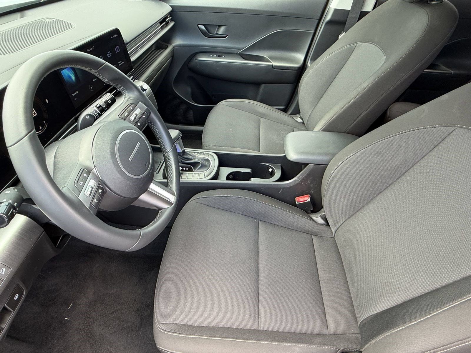 Used 2026 Hyundai Kona SEL Sport FWD image 5