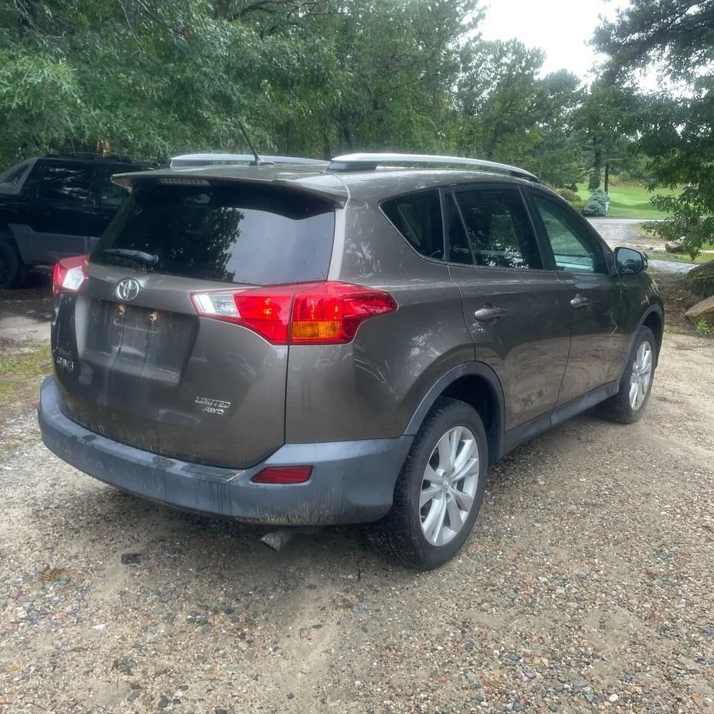 Used 2015 Toyota RAV4 Limited w/ Technology Package AWD/4WD image 8