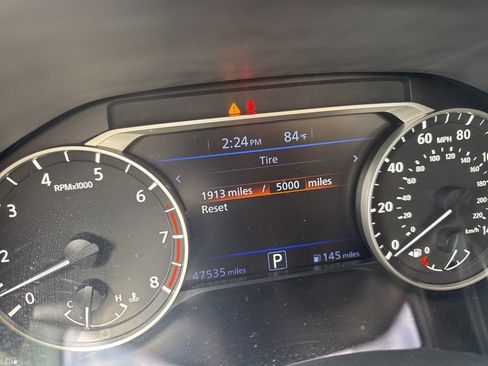 Used 2022 Nissan Altima 2.5 SR image 2