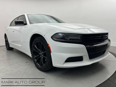 Used 2018 Dodge Charger SXT w/ Blacktop Package