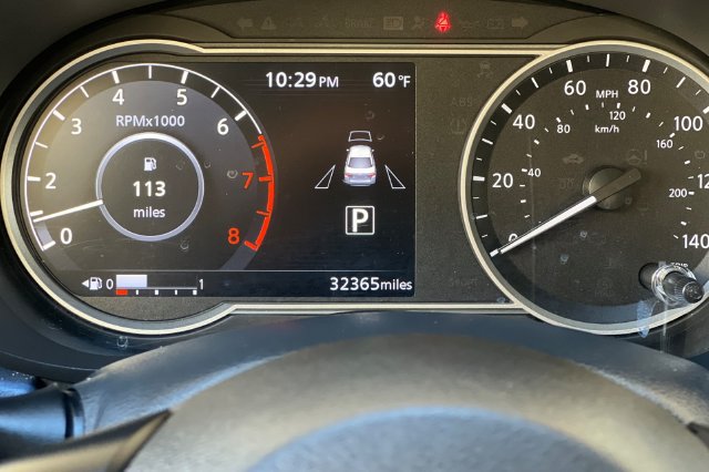 Used 2025 Nissan Versa SV FWD image 31