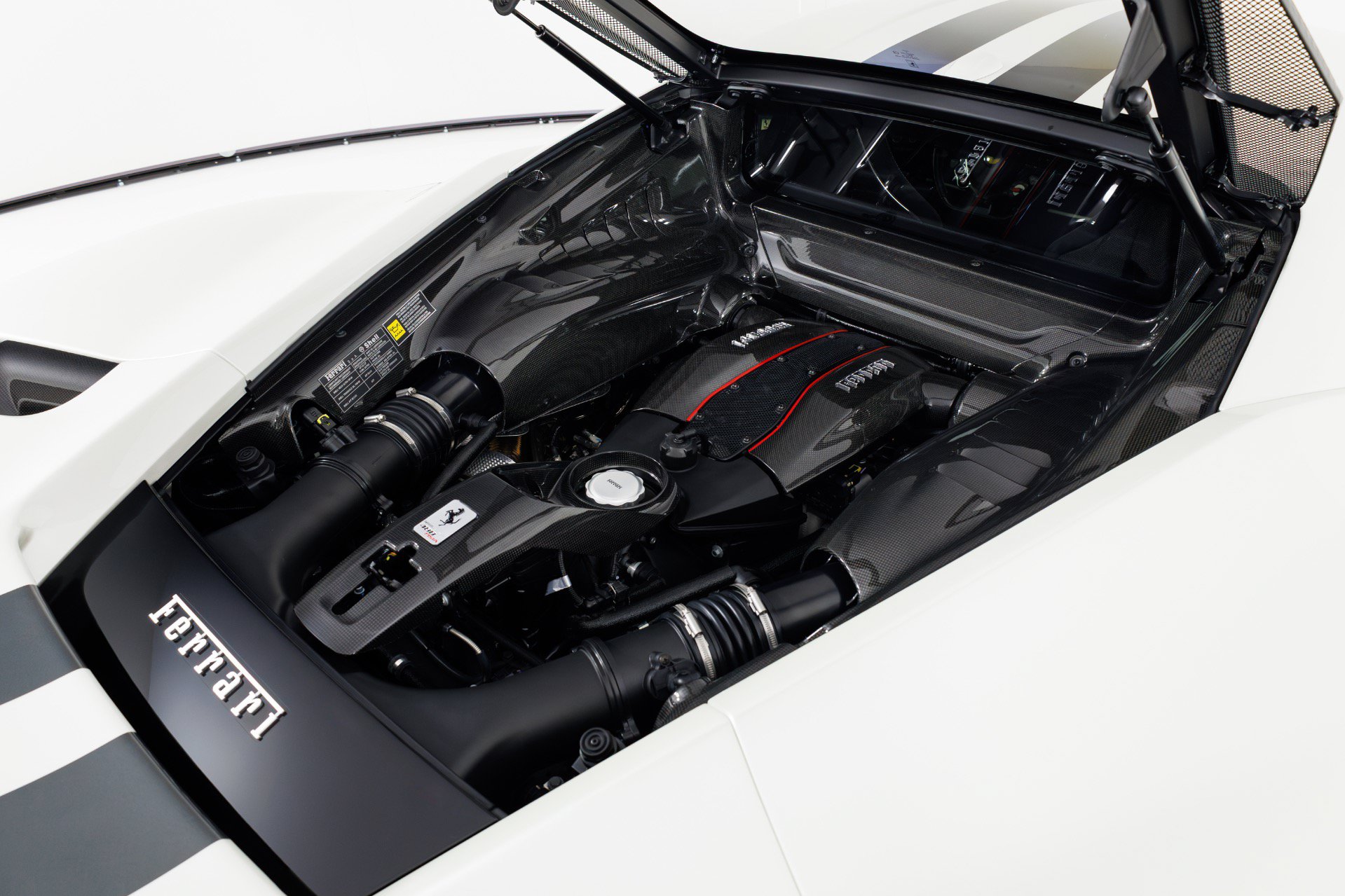 Used 2020 Ferrari 488 Pista Coupe RWD image 45