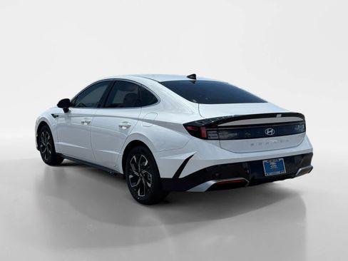 New 2025 Hyundai Sonata SEL image 3