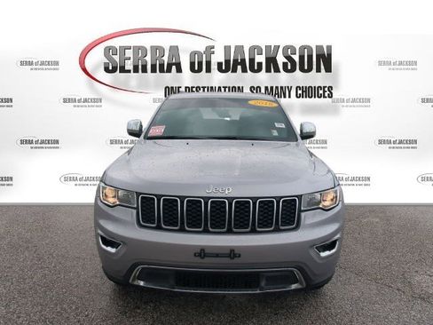 Used 2018 Jeep Grand Cherokee Limited RWD image 3