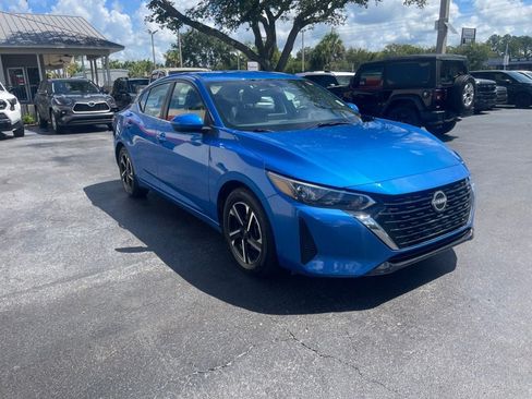 Used 2024 Nissan Sentra SV FWD image 5