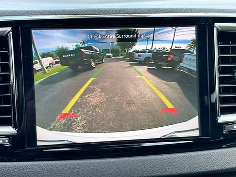 New 2026 Chrysler Voyager LX image 17