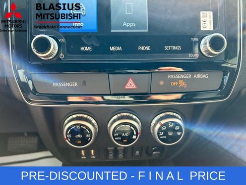 Used 2025 Mitsubishi Outlander Sport SEL AWD/4WD image 63