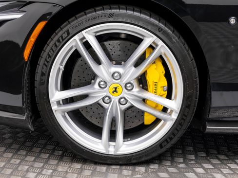Certified 2021 Ferrari Roma image 57