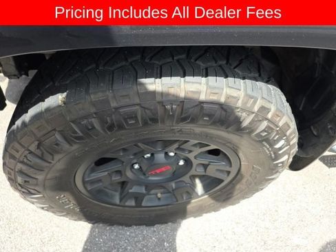 Used 2021 Toyota 4Runner TRD Off-Road AWD/4WD image 7