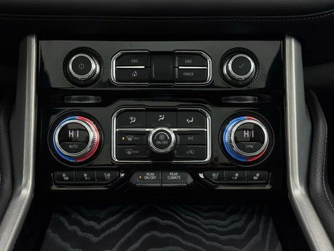 Used 2021 GMC Yukon Denali w/ Denali Ultimate Package image 40