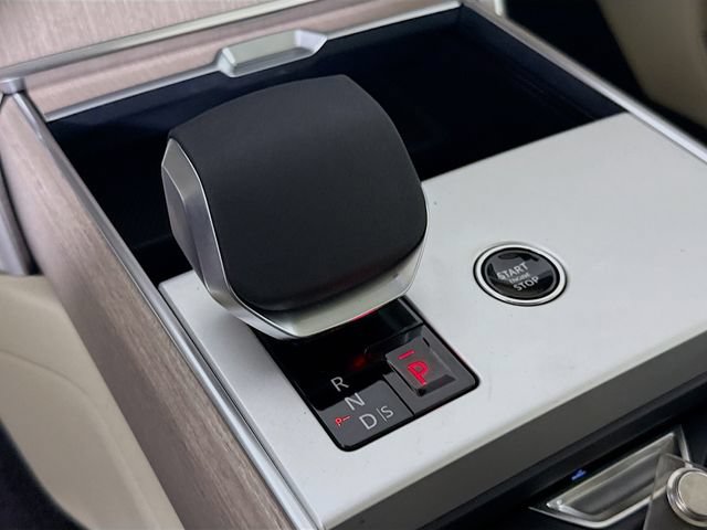New 2026 Land Rover Range Rover SE AWD/4WD image 19