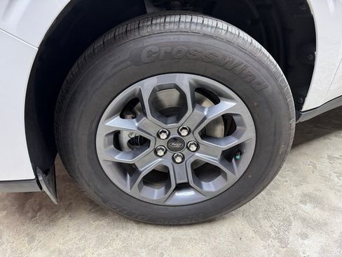 Certified 2025 Ford Maverick XLT w/ Equipment Group 301A image 28