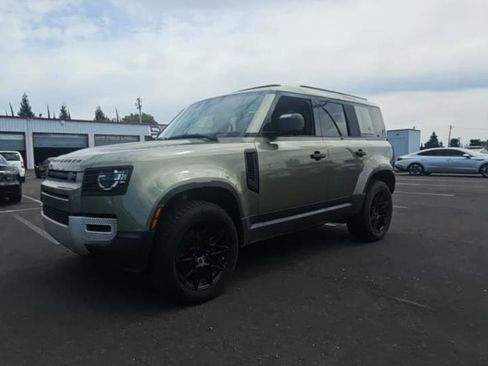 Used 2021 Land Rover Defender 110 S AWD/4WD image 4