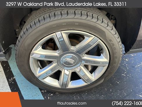 Used 2015 Cadillac Escalade Premium image 15