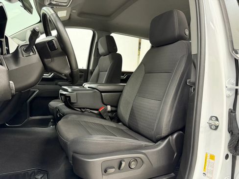 Used 2025 Chevrolet Silverado 2500 LT w/ Convenience Package AWD/4WD image 15