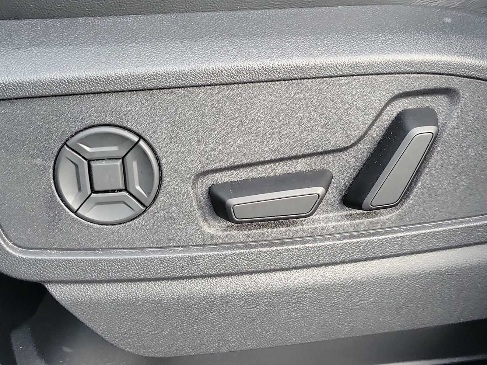 Certified 2025 Audi Q5 Premium Plus AWD/4WD image 16