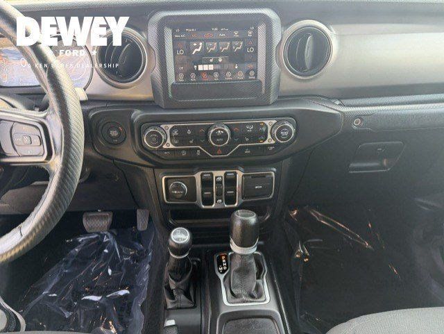 Used 2020 Jeep Gladiator Sport w/ Quick Order Package 24S AWD/4WD image 16