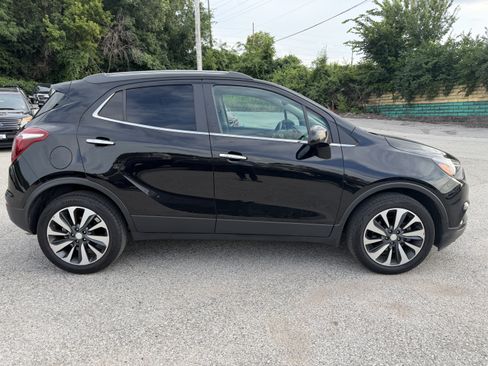 Used 2021 Buick Encore Preferred FWD image 8