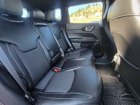 Used 2024 Jeep Compass Latitude w/ Convenience Group AWD/4WD image 41