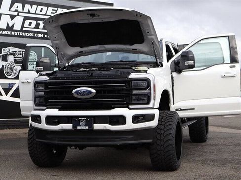 Used 2025 Ford F350 Platinum image 27