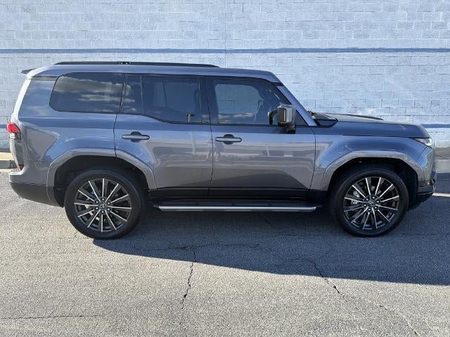 Used 2024 Lexus GX 550 w/ Accessory Package (Z1) AWD/4WD image 8