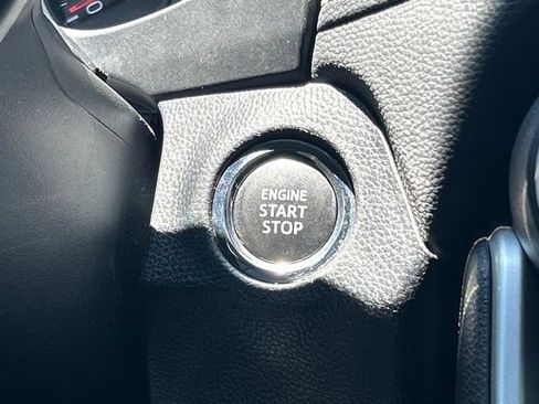 Certified 2021 Toyota RAV4 XLE Premium AWD/4WD image 64