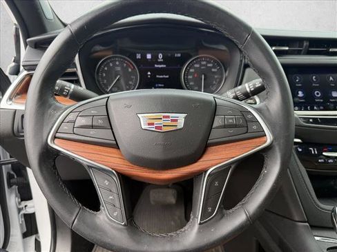 Used 2024 Cadillac XT5 Premium Luxury w/ Technology Package AWD/4WD image 14
