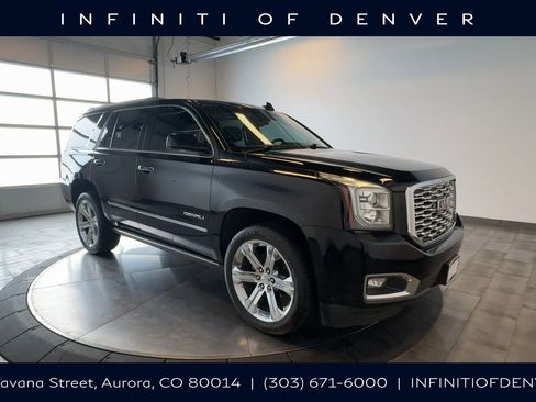 Used 2019 GMC Yukon Denali w/ Denali Ultimate Package AWD/4WD image 1
