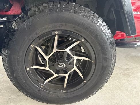 Used 2011 Jeep Wrangler Sport AWD/4WD image 2