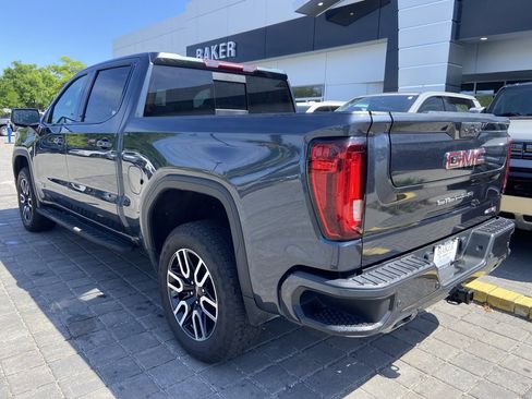 Used 2022 GMC Sierra 1500 AT4 w/ AT4 Premium Package image 3