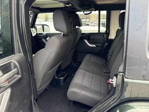 Used 2011 Jeep Wrangler Unlimited Sahara w/ Dual Top Group image 7