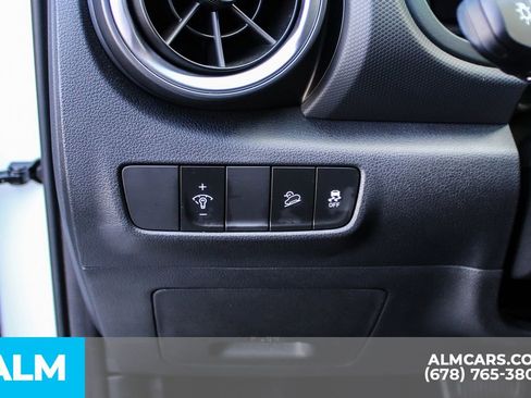 Used 2023 Hyundai Kona Limited image 34