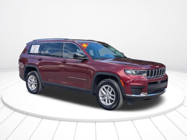 Used 2022 Jeep Grand Cherokee L Laredo w/ Luxury Tech Group I RWD image 2