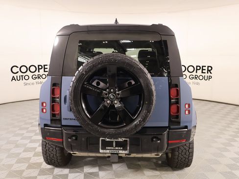 Used 2025 Land Rover Defender 110 X-Dynamic SE AWD/4WD image 22