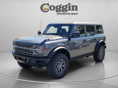 New 2025 Ford Bronco Badlands AWD/4WD image 1