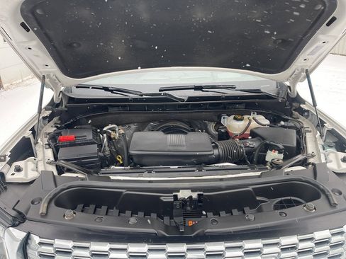 Used 2022 GMC Yukon XL Denali image 7