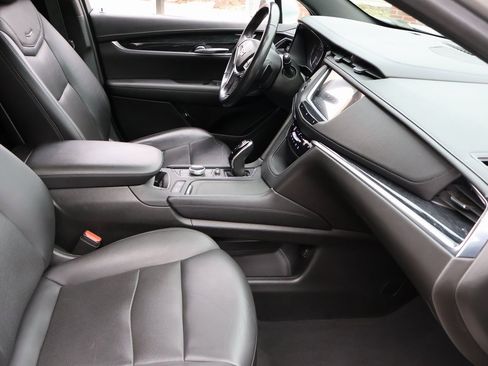 Used 2020 Cadillac XT5 Premium Luxury image 13