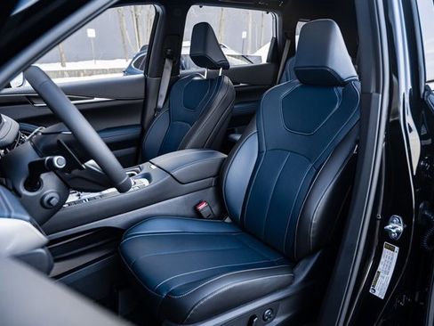 New 2026 INFINITI QX60 Sport w/ Dark Cargo Package image 16