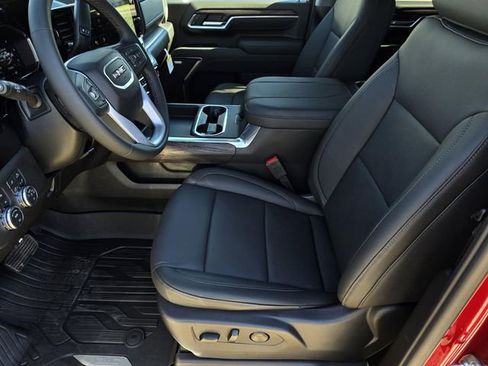 New 2026 GMC Sierra 3500 SLT w/ SLT Convenience Package image 17