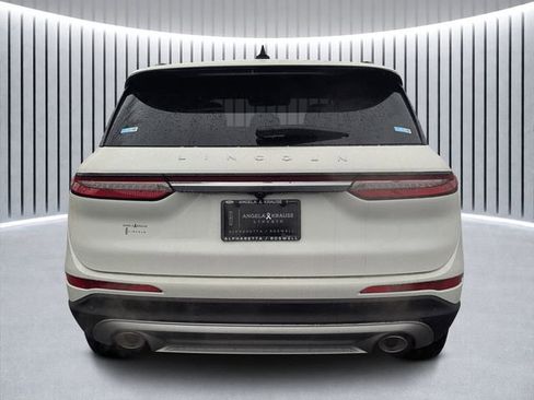 New 2026 Lincoln Corsair Premiere image 4