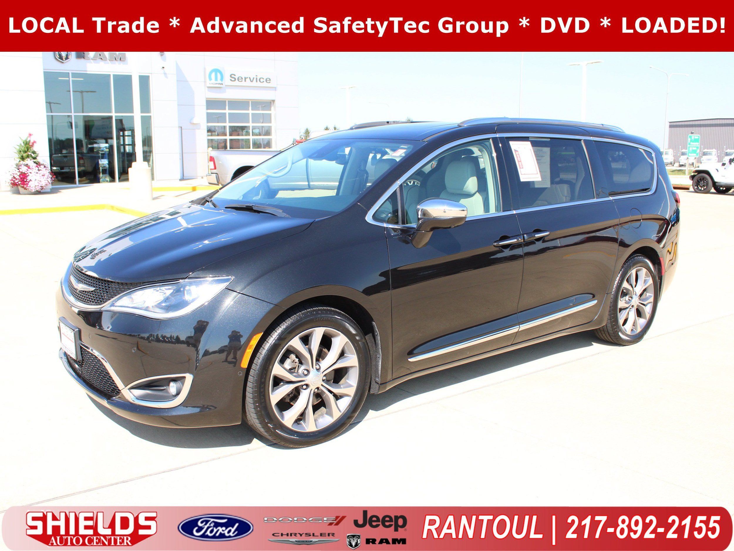 Used 2020 Chrysler Pacifica Limited w/ Tire & Wheel Group FWD image 1