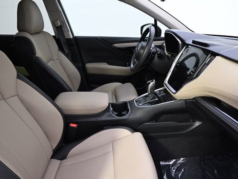 Certified 2025 Subaru Outback Limited image 16
