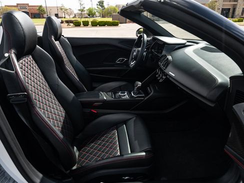 Used 2020 Audi R8 V10 performance image 56