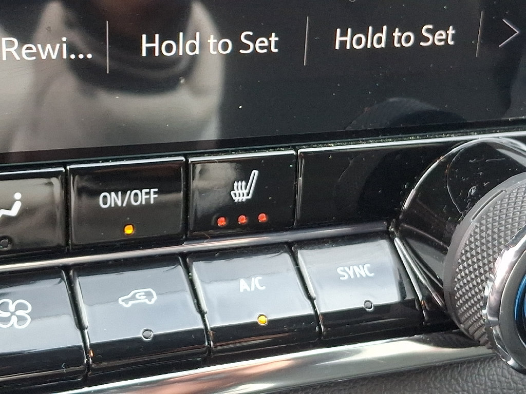 Used 2023 Chevrolet Colorado LT w/ LT Convenience Package II AWD/4WD image 26